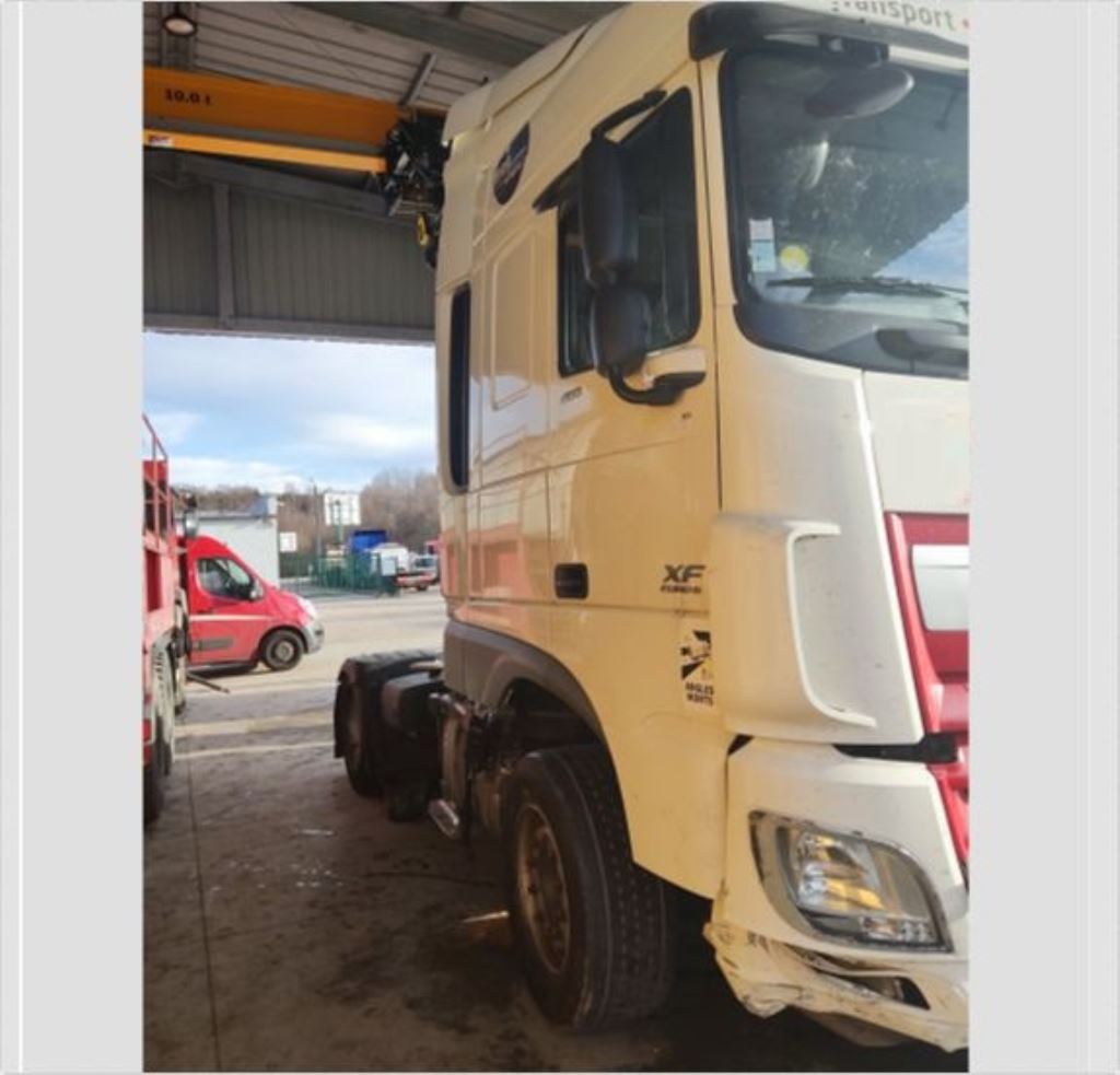 piece_DAF XF460  ETRIER DE FREIN AVANT GAUCHE 1978633