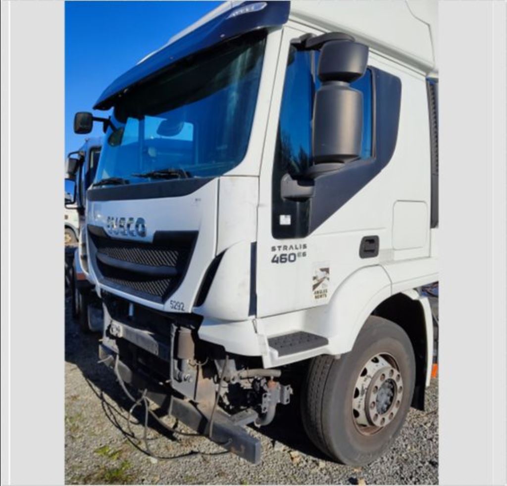 piece_IVECO 440S46  ALTERNATEUR 5802122271
