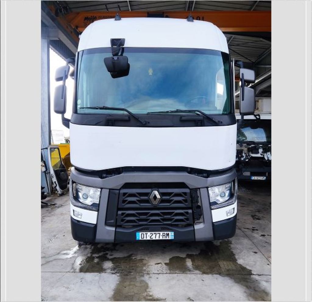 piece_RENAULT T  460 RESERVOIR AD BLUE 7421219301