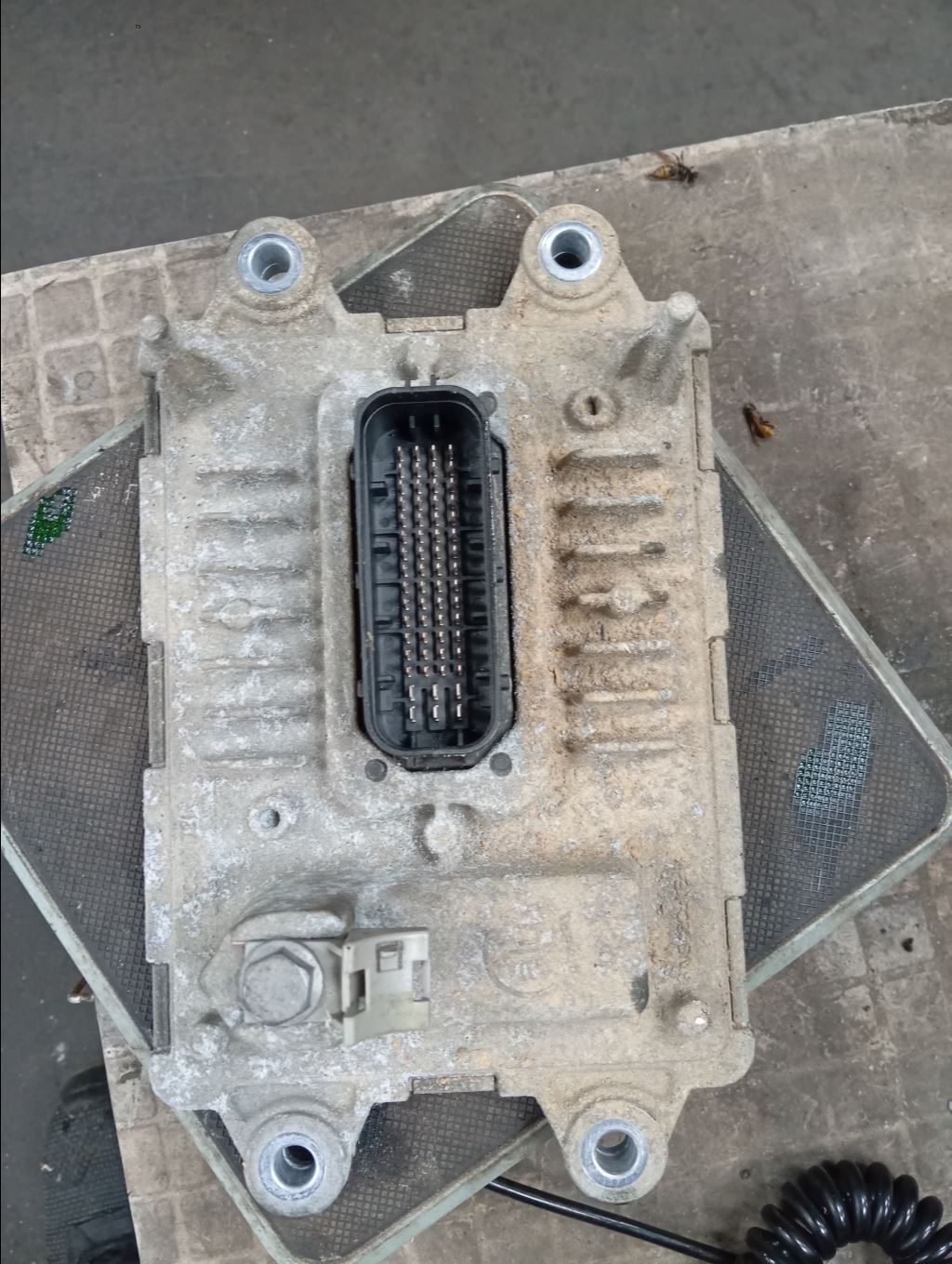 piece_RENAULT D NARROW CALCULATEUR AD BLU 