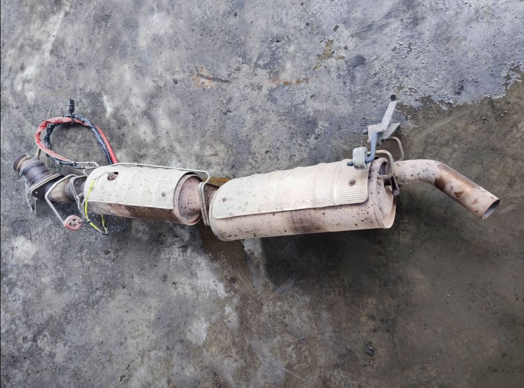 piece_IVECO DAILY FOURGON 2012 3 CATALYSEUR 5801424200