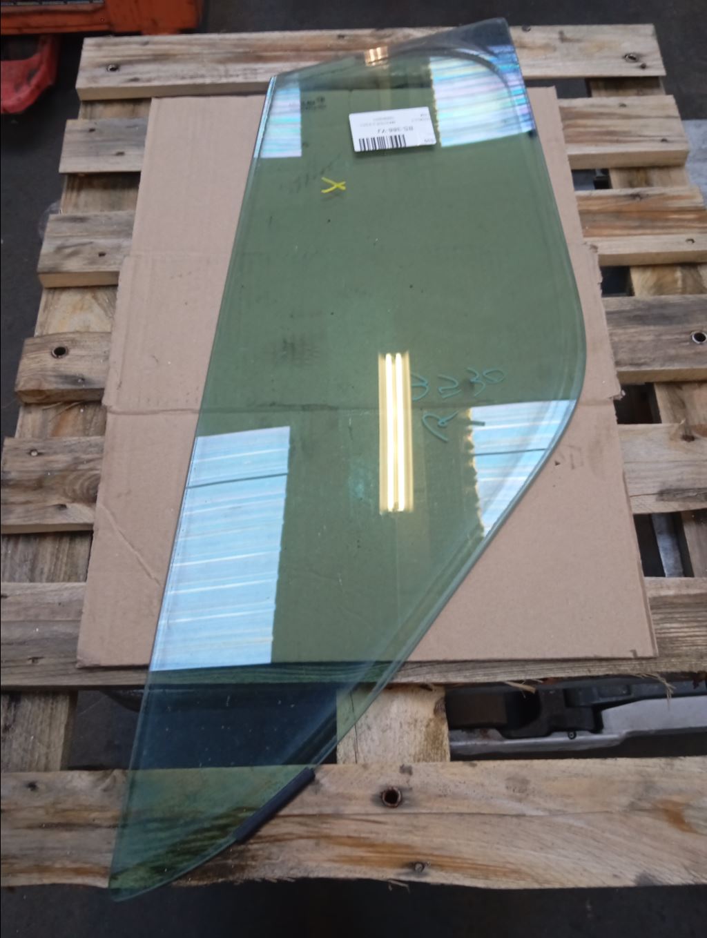 piece_RENAULT MASTER 2.3 DCI - 16V TURBO CUSTODE GAUCHE 802631127R