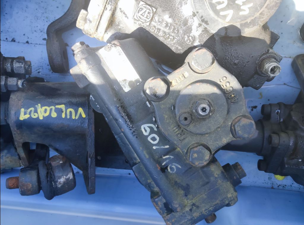 piece_RENAULT MASCOTT BOITIER DE DIRECTION