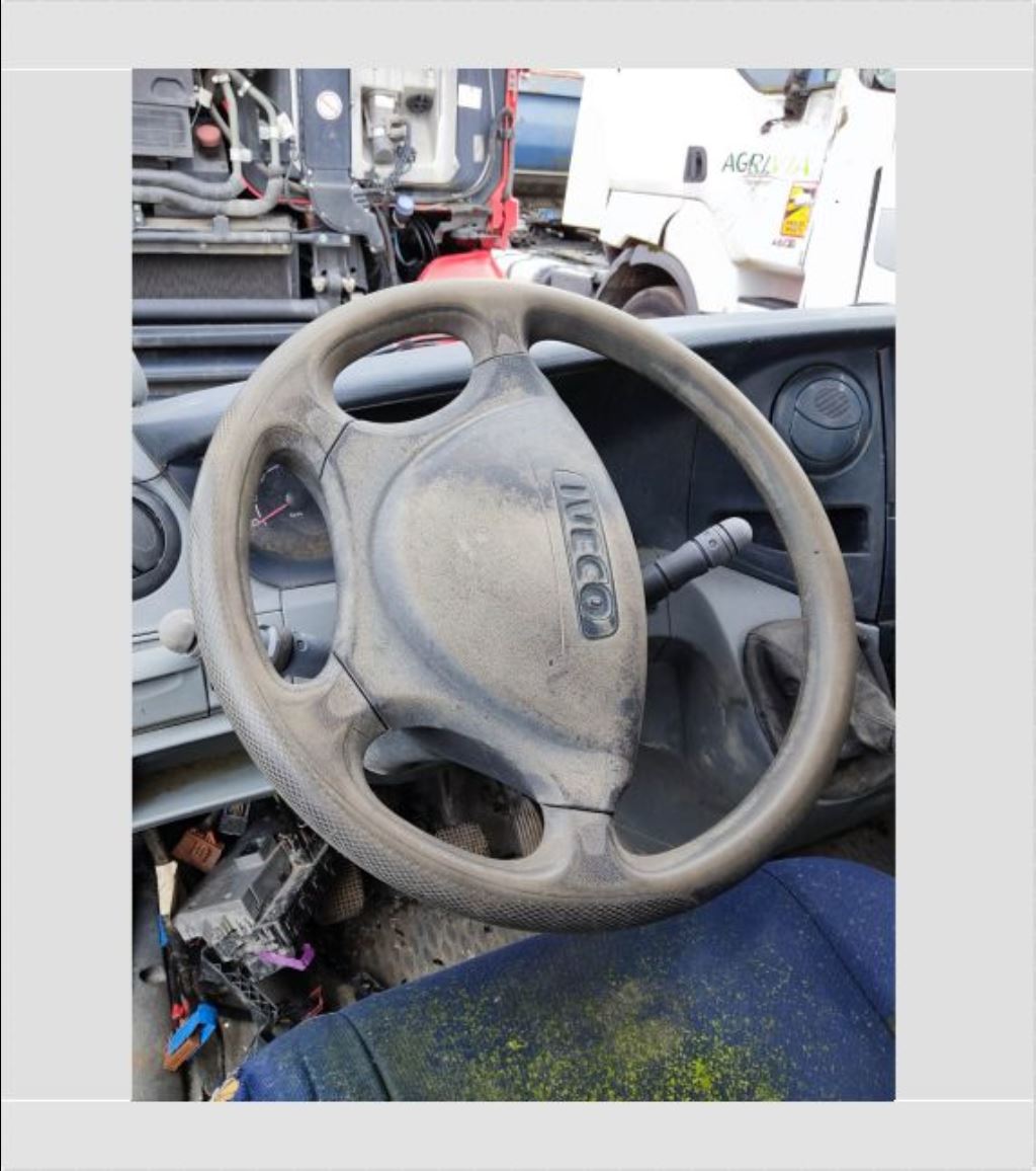 piece_IVECO DAILY 35C12 COMMODO PHARES 69503470
