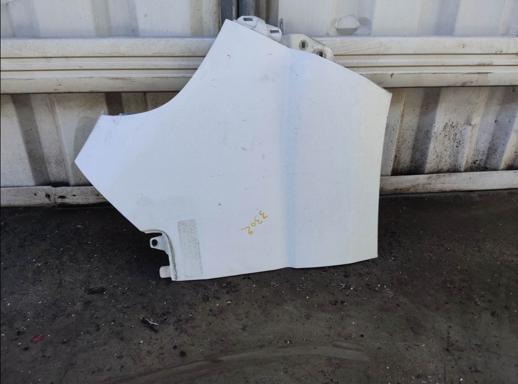 piece_CITROEN JUMPER 2.2 HDI - 16V TURBO AILE AVANT DROITE 1610458480