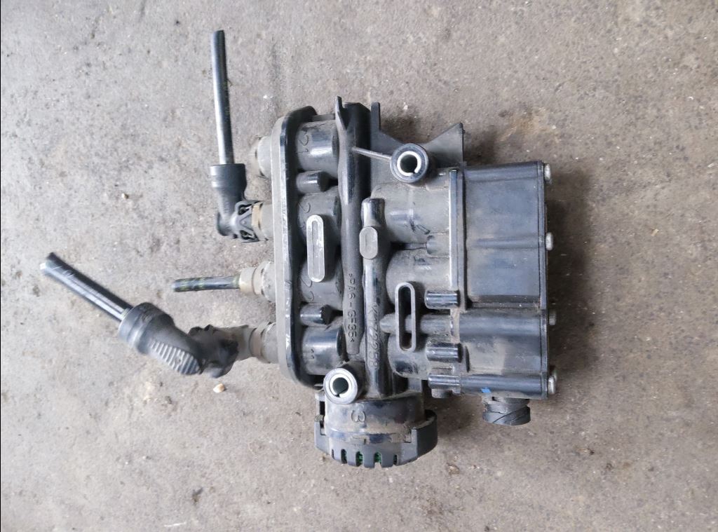 piece_RENAULT T480 ELECTROVANNE 21083657