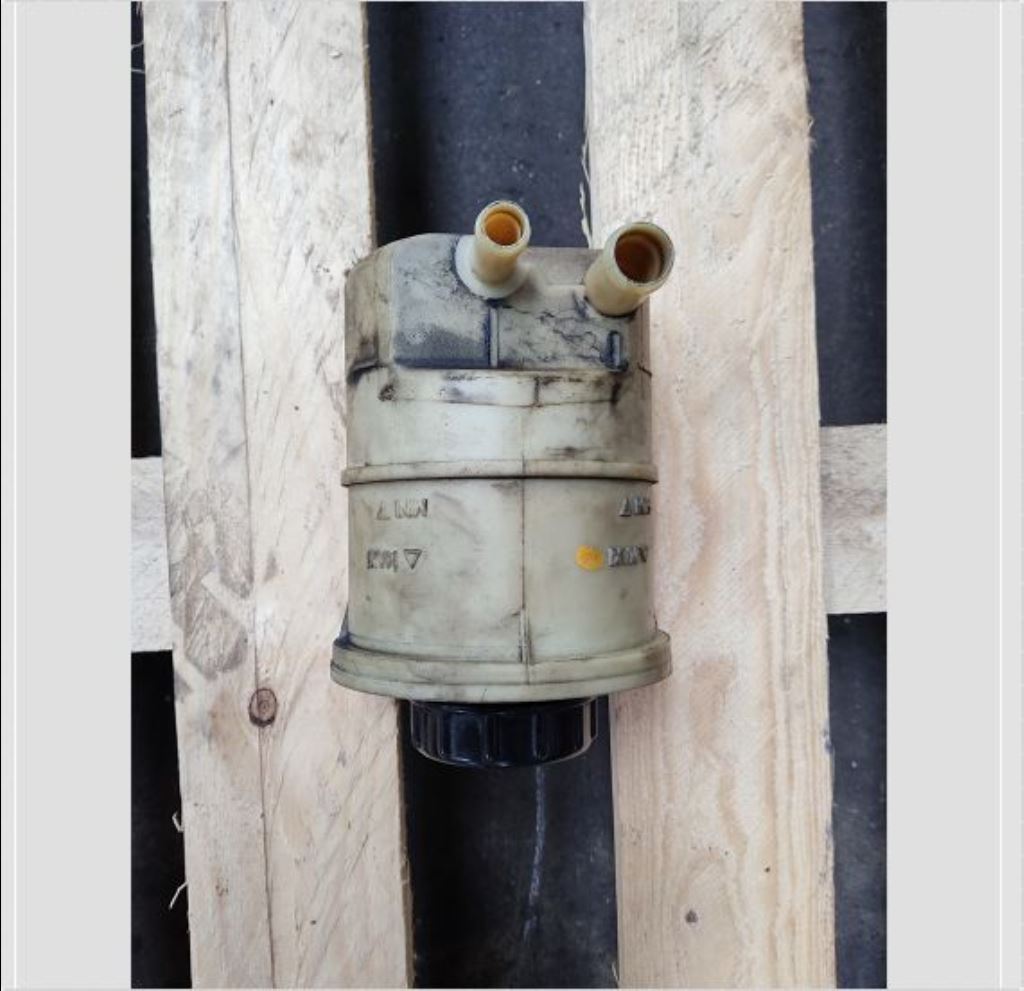 piece_RENAULT MASTER BOCAL DE DIRECTION ASSISTEE 7700795347