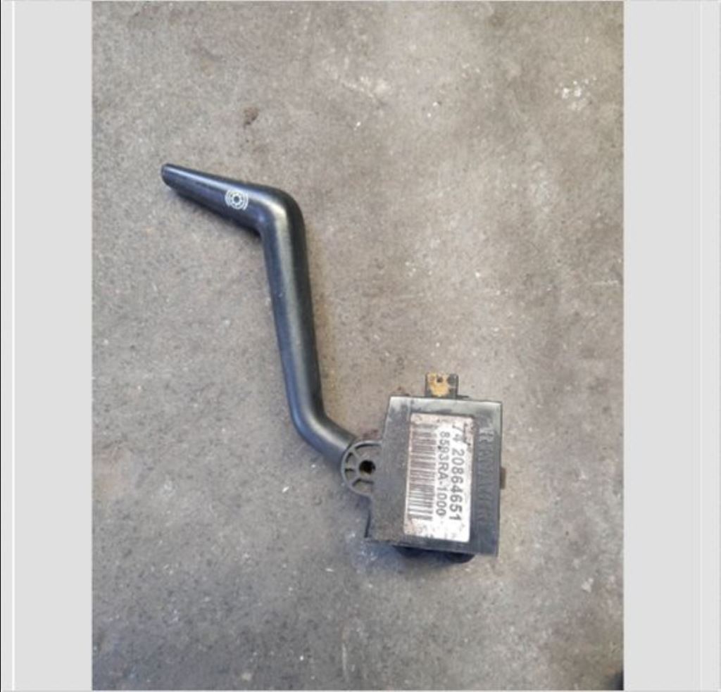 piece_RENAULT PREMIUM  COMMANDE RALENTISSEUR 7420864651