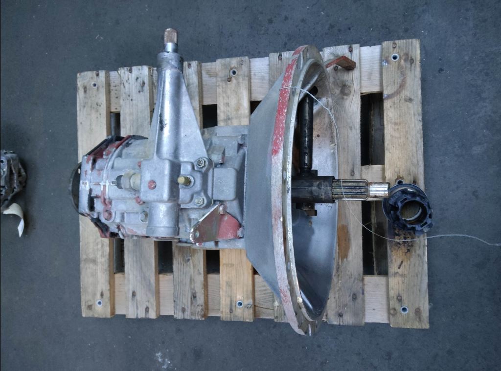 piece_RENAULT S100 BOITE DE VITESSE MANUELLE ZF S5 24/3 CTO32011XX
